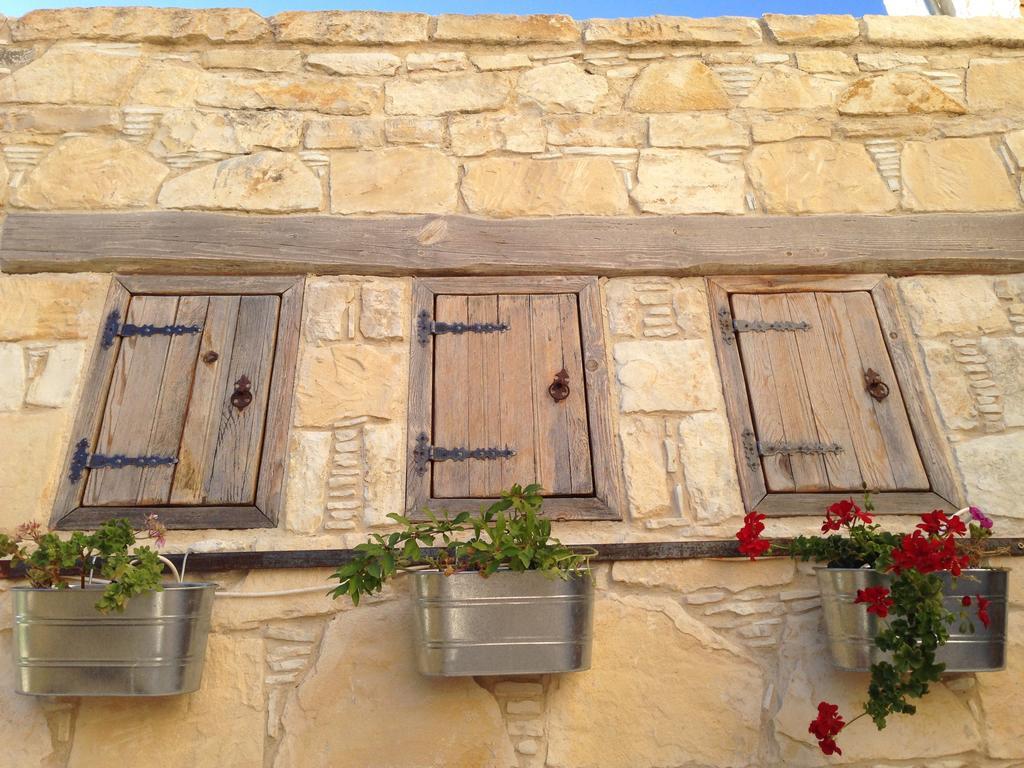 Lofou Traditional Stone House Buitenkant foto