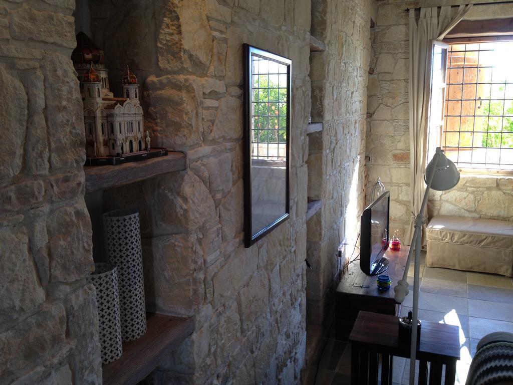 Lofou Traditional Stone House Buitenkant foto